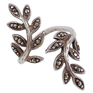 Vintage Sterling Silver Marcasite Leaf Bypass Ring Signed 925 Elegant Feminine